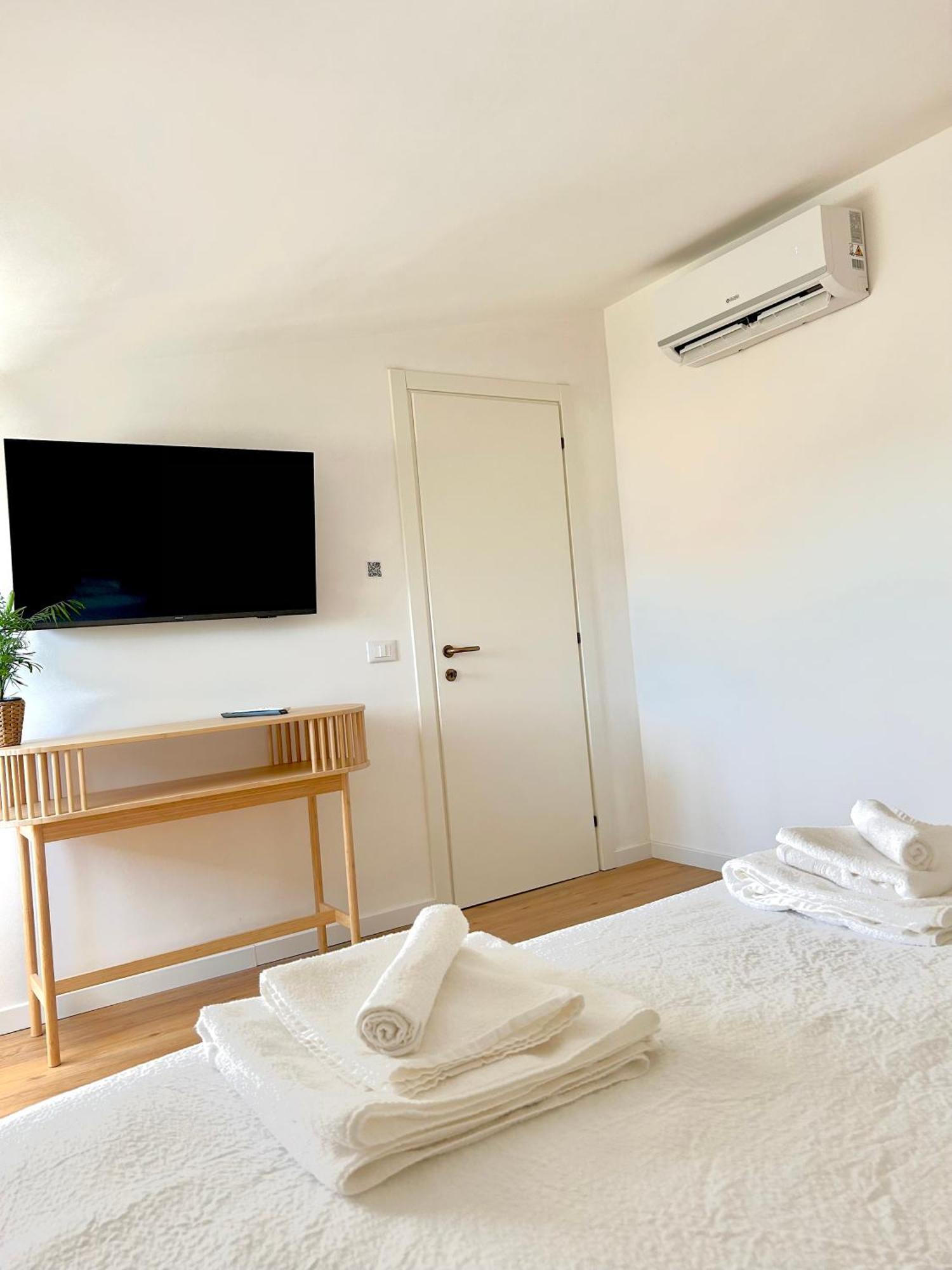 Ferienwohnung La Mansarda Sul Mare Montesilvano Marina Exterior foto